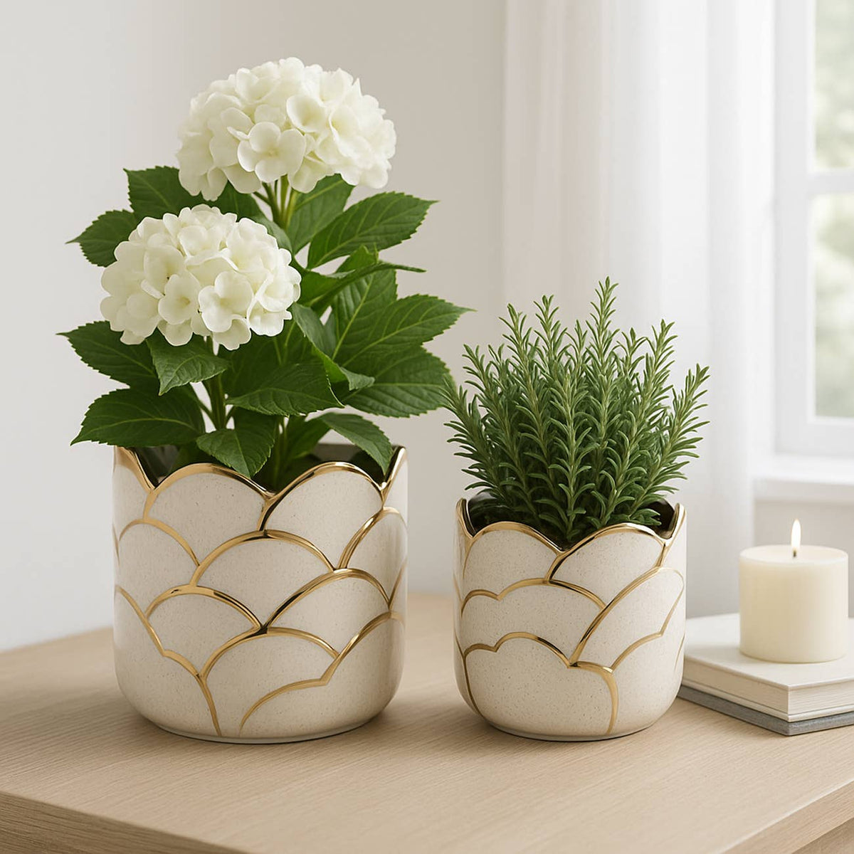 Ivory/Gold Resin Cloud Planter