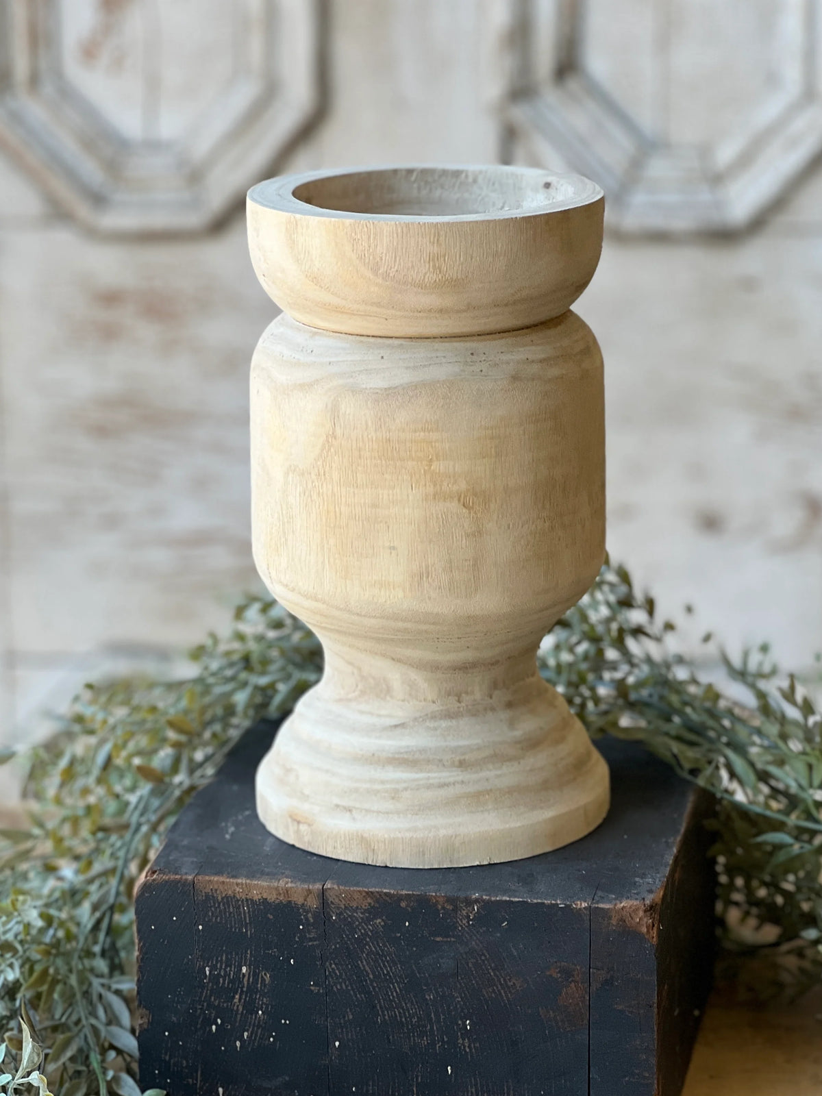 Bobbin 10" Vessel
