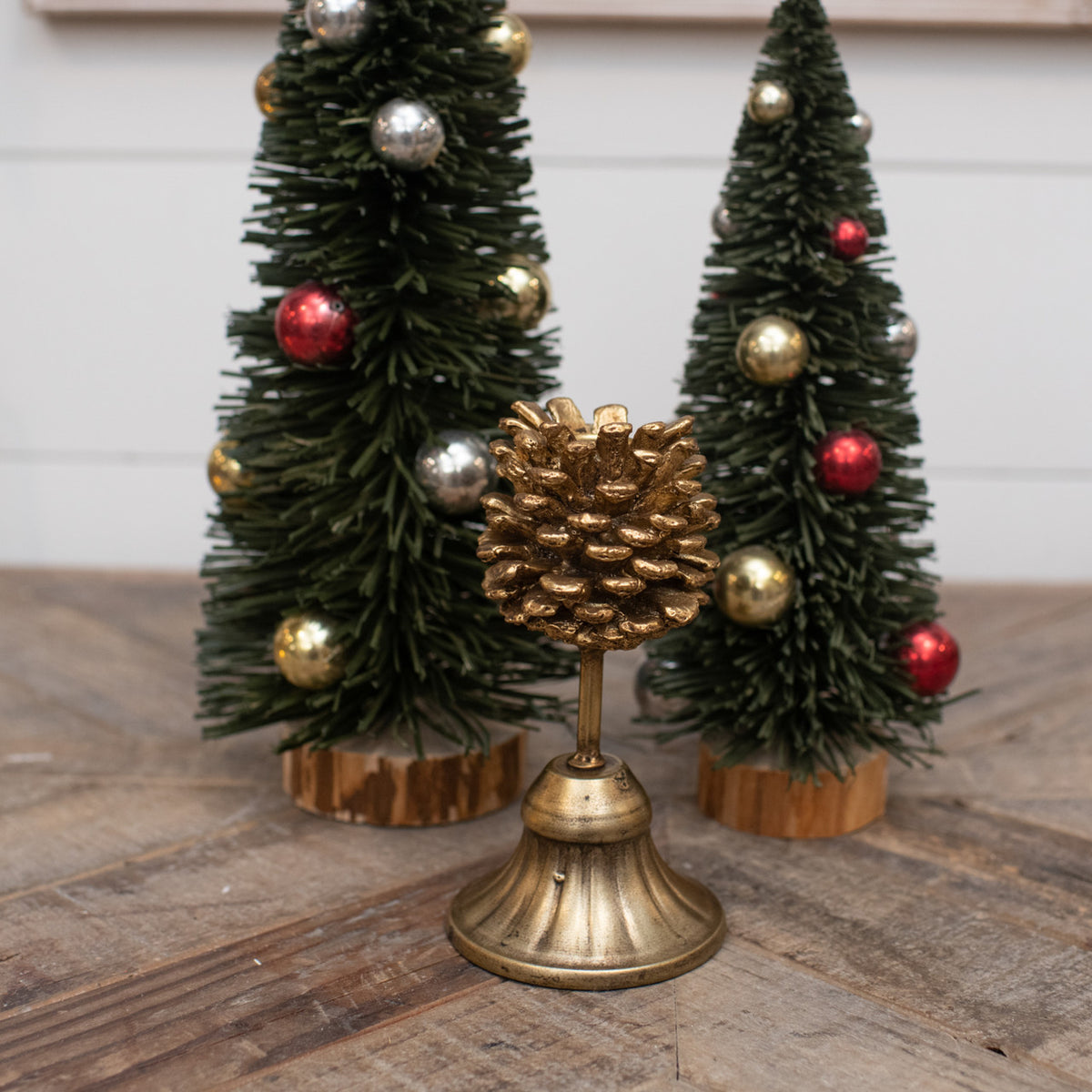Gold 6.5" Pinecone Taper Candle Holder