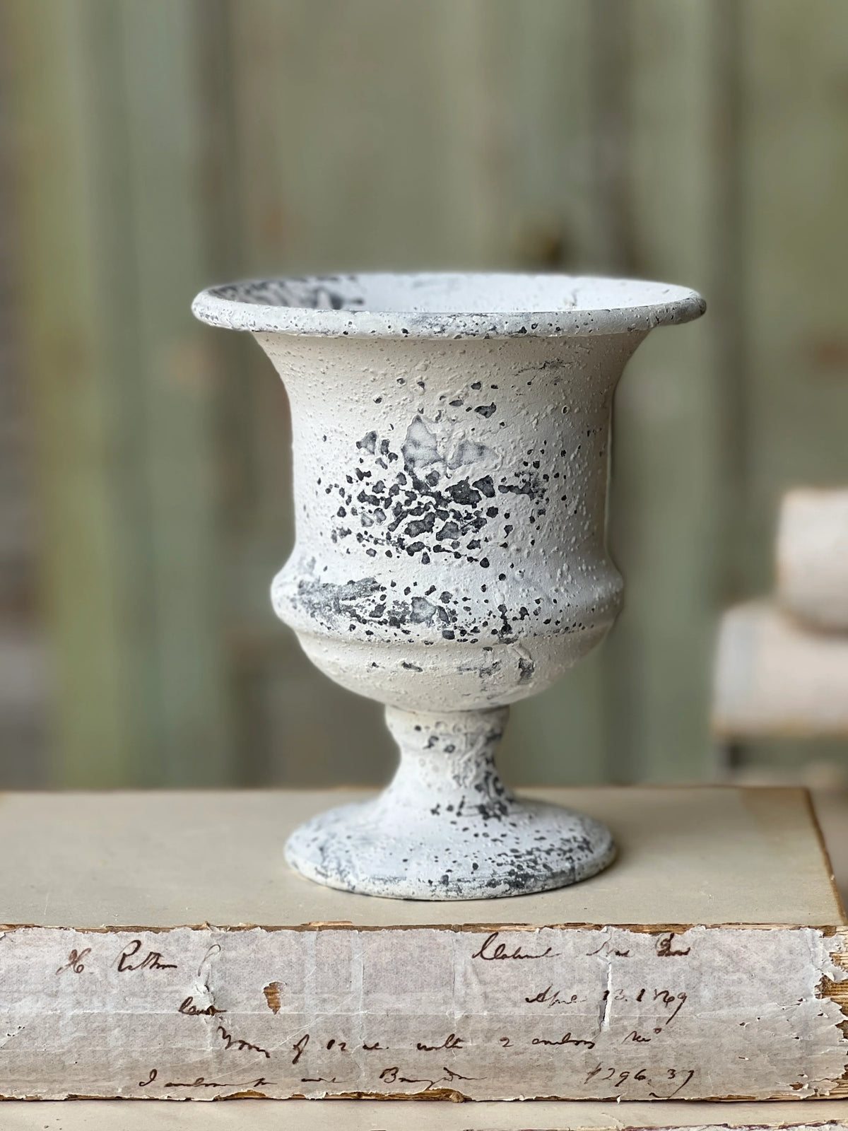 Cream 5.5" Noble Urn