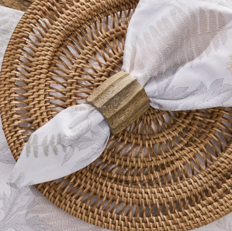 FLUTED NAPKIN RING