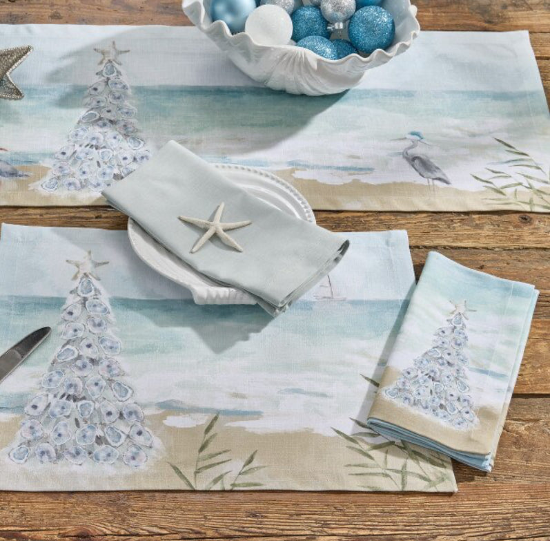 CHRISTMAS BY THE
SEA NAPKIN
(Split P)