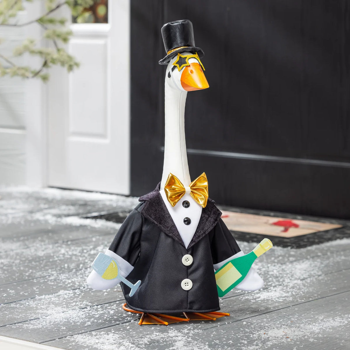 Giddy the Goose Outfit, New Year