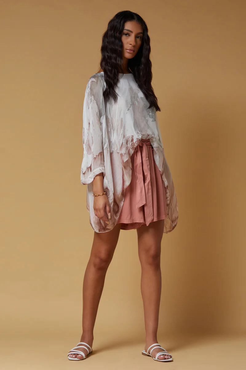 Scandal Italy Lav Top