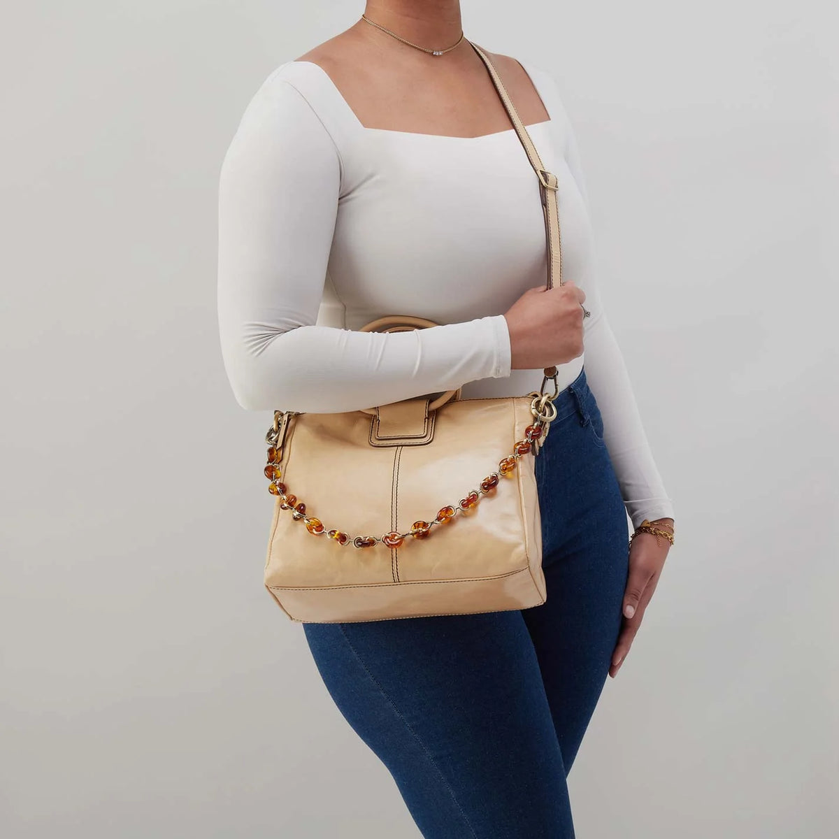Sheila Medium Satchel - Desert Sand