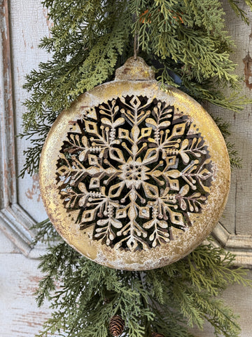 Goldspun Ornament | No. 2