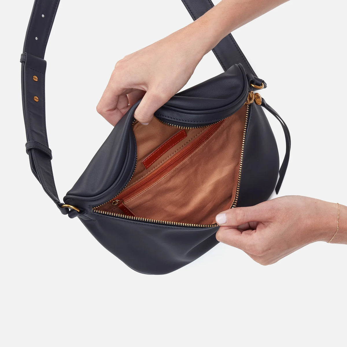 Hobo Juno Belt Bag - Black