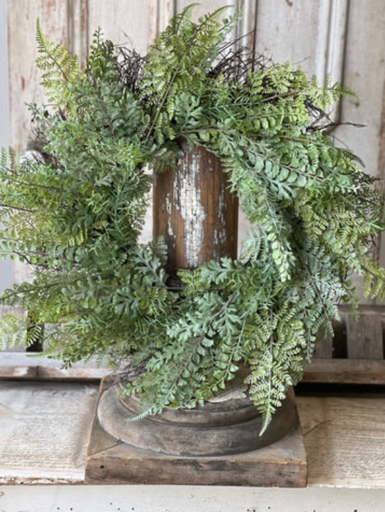 26" nderstory Fern Wreath