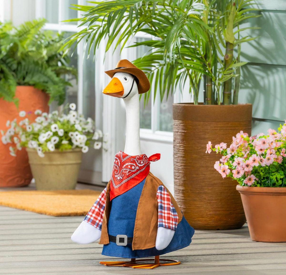 Giddy the Goose Outfit, Wild West