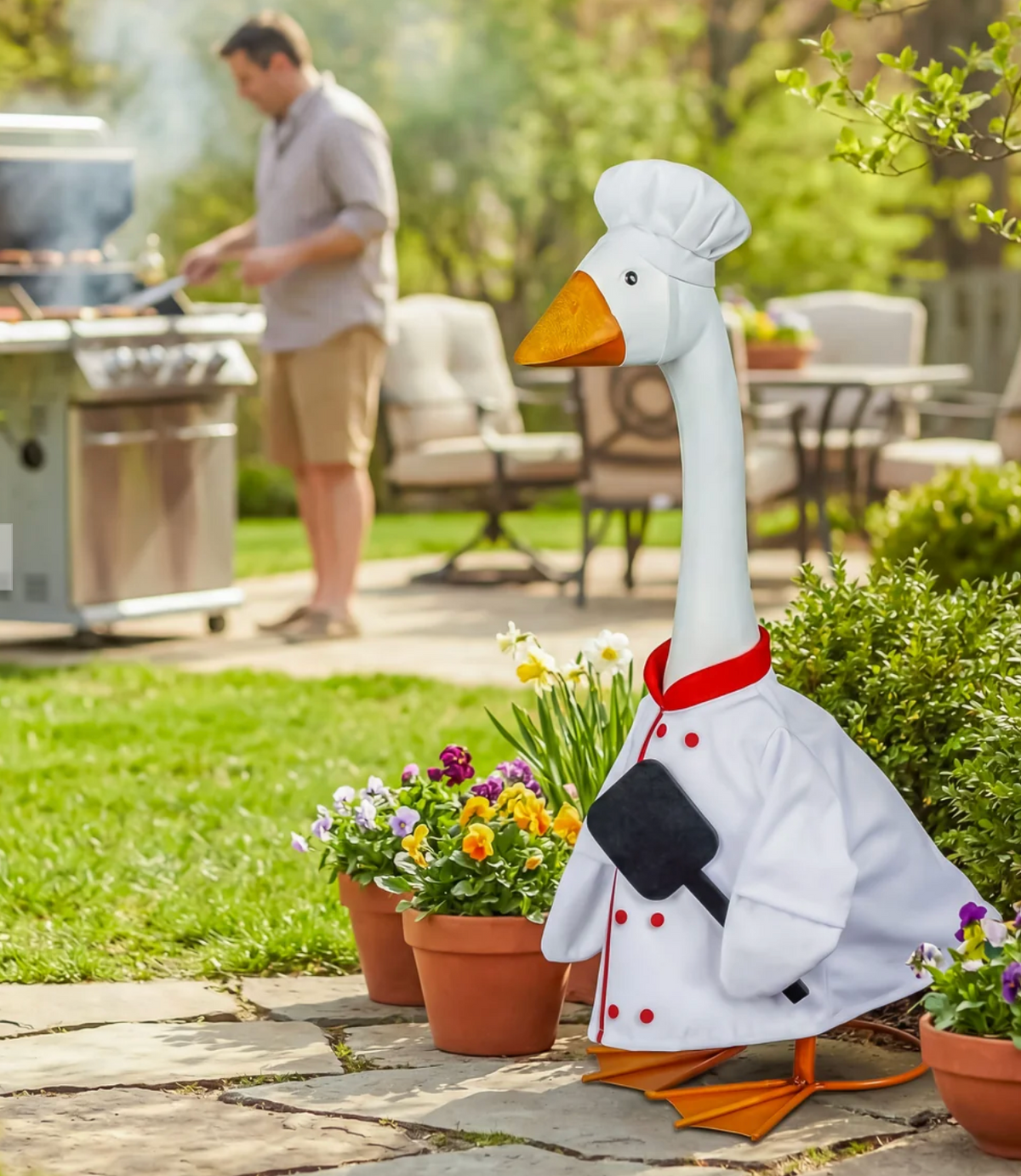 Giddy the Goose Outfit, Chef