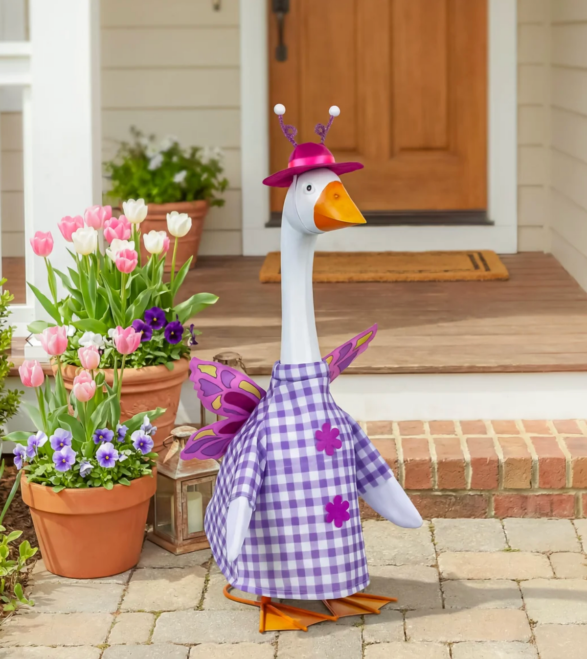 Giddy the Goose Outfit, Butterfly