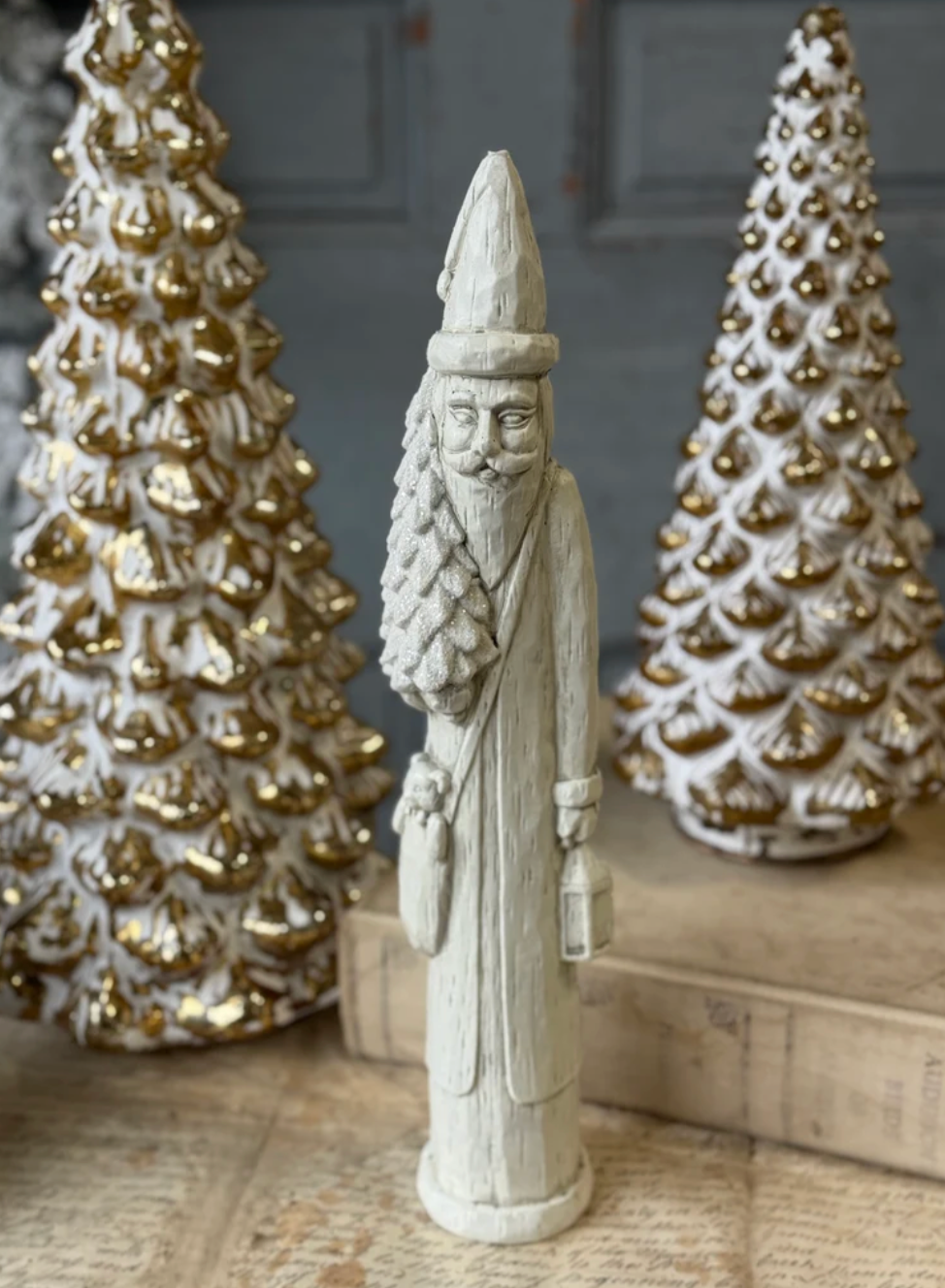 16" Shining Slender Santa