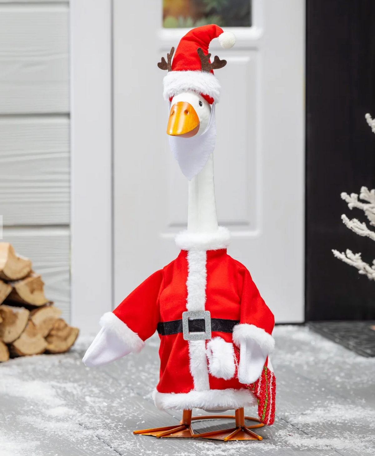 Giddy the Goose Outfit, Mr. Claus