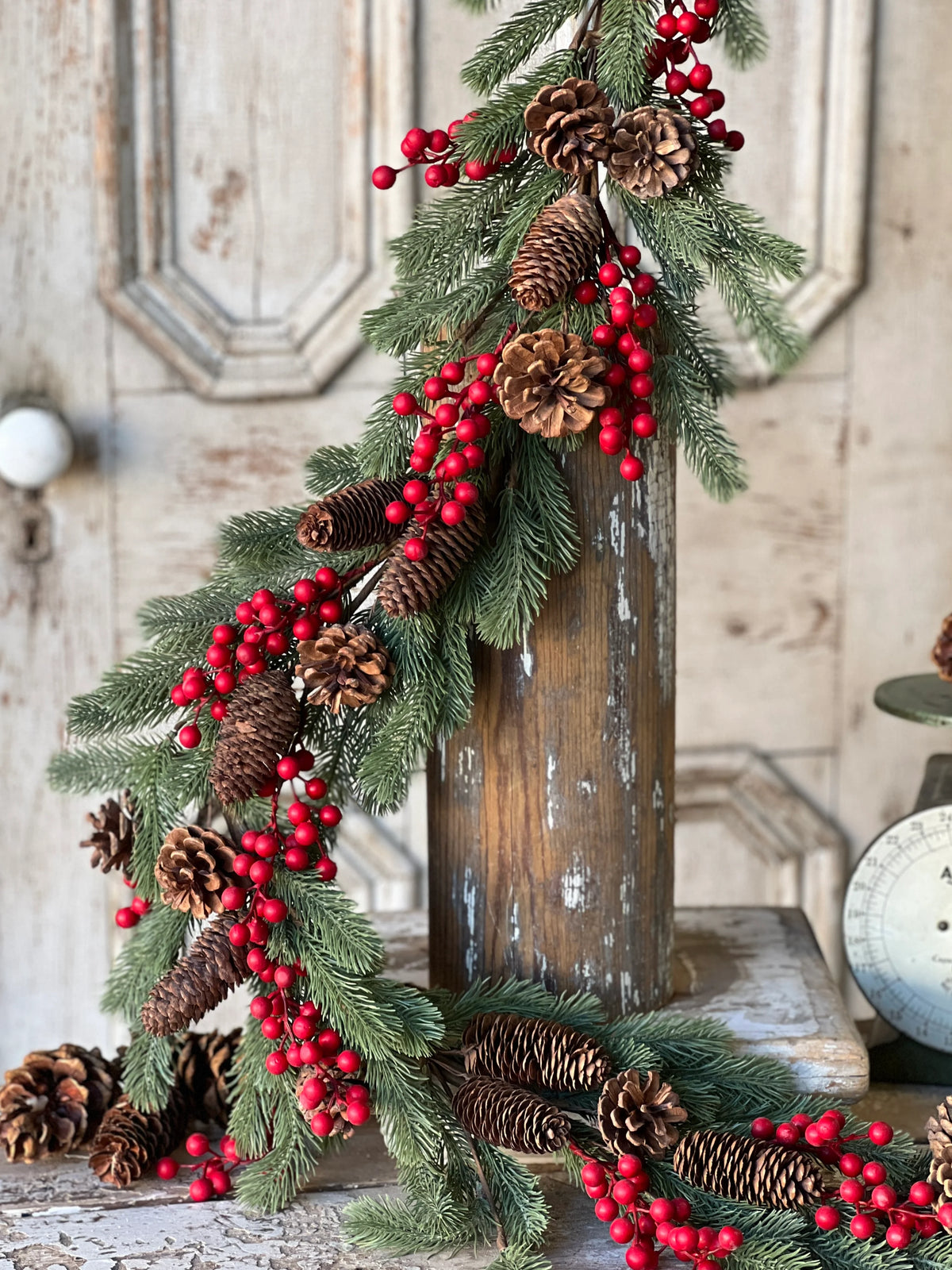 Tundra Berry 5' Garland