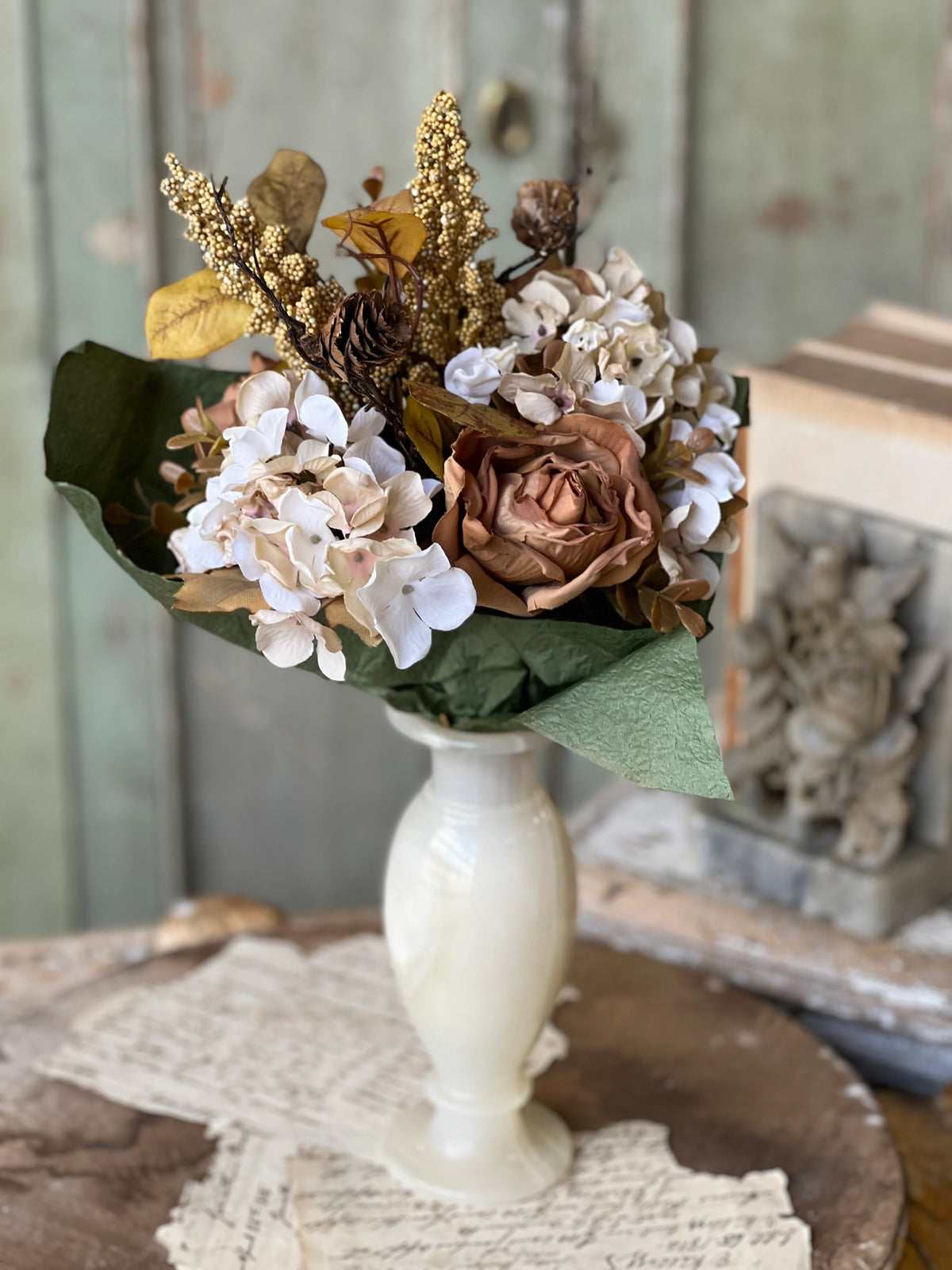 Heirloom Florentine 14" Bouquet