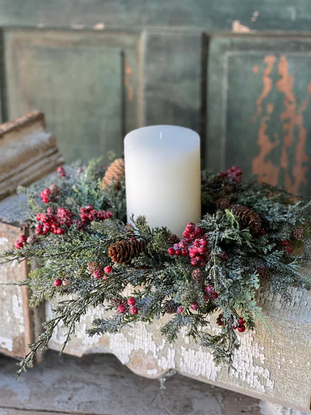 Divinity Berry Cedar 18" Candle Ring