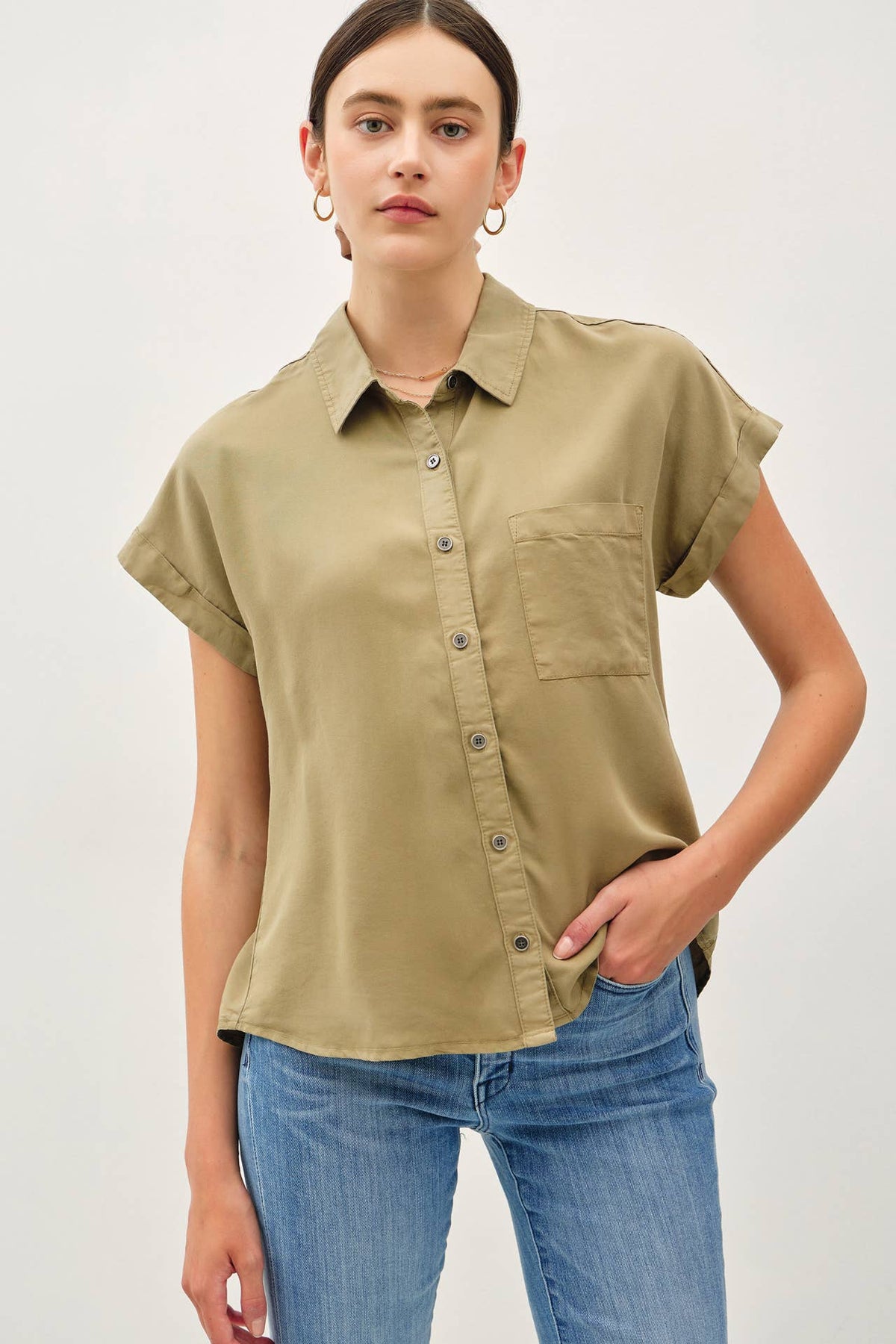 TENCEL SHORT DOLMAN SLEEVE BUTTON DOWN SHIRT