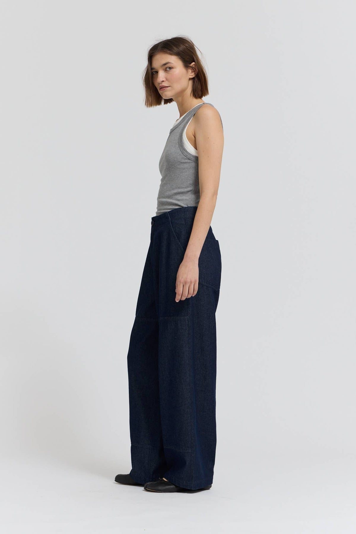 BIINDING TANK TOP