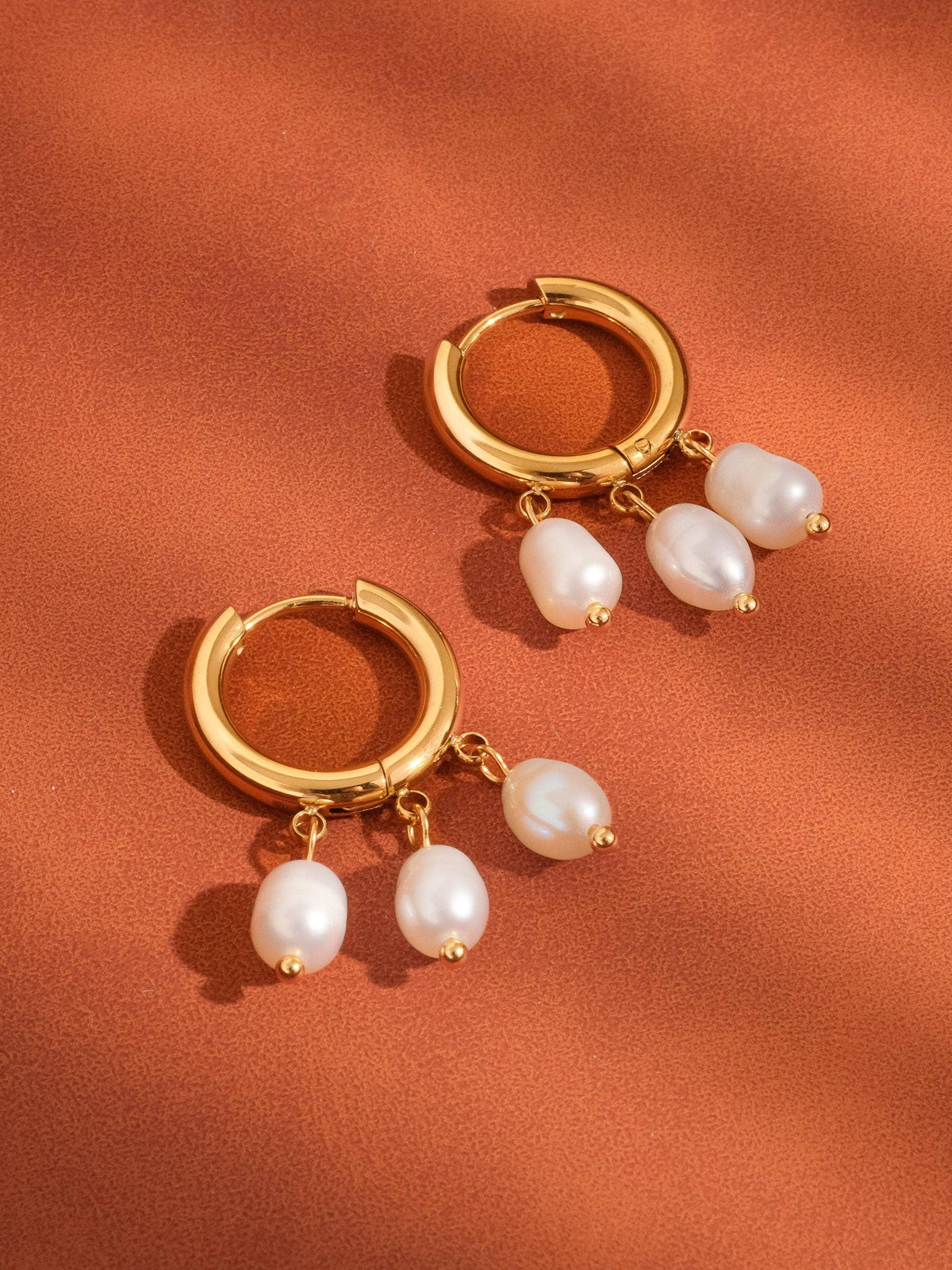 Séjour 18K Gold Non-Tarnish Petite Pearl Dangle Earring