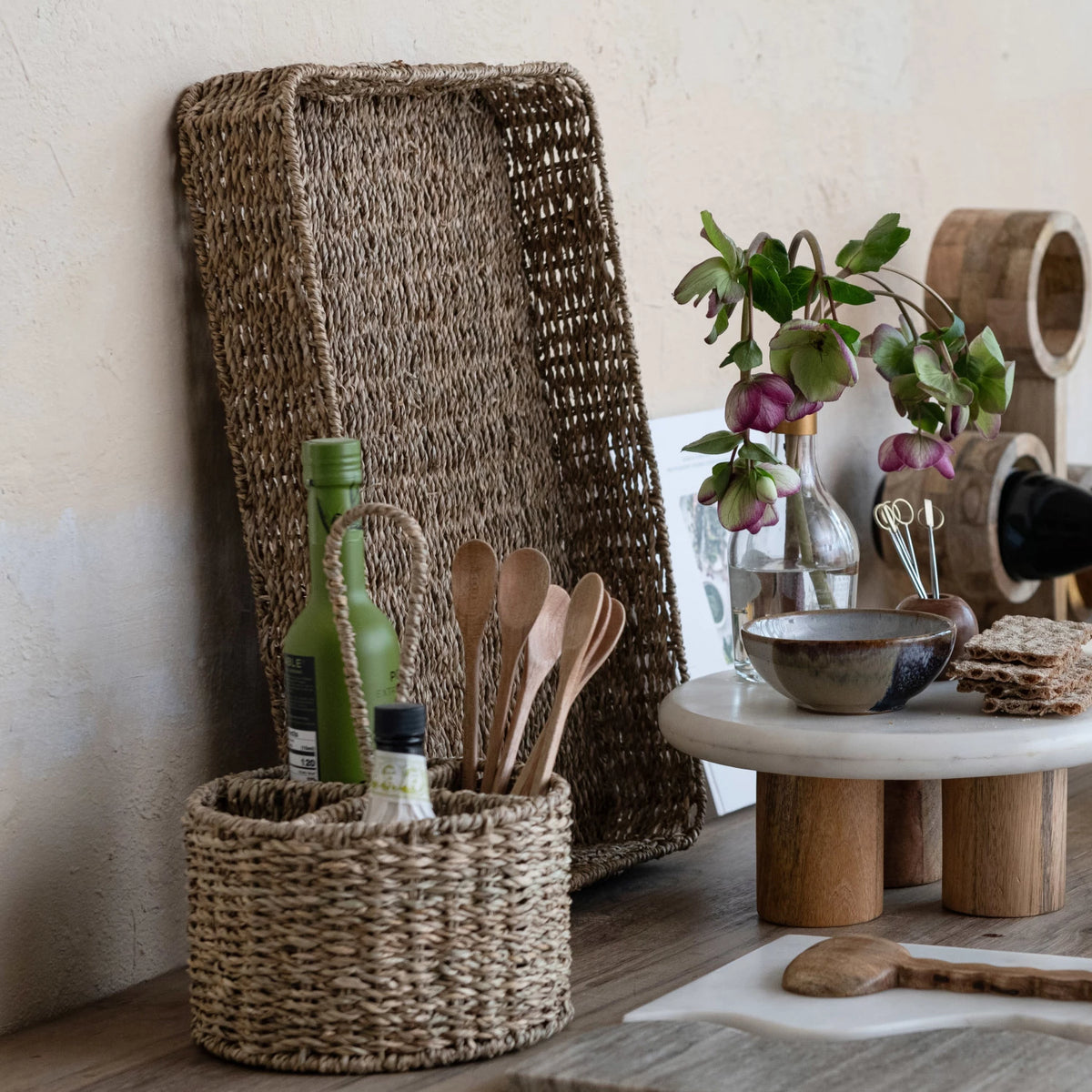 Hand-Woven Natural Seagrass Decorative Tray with Handles