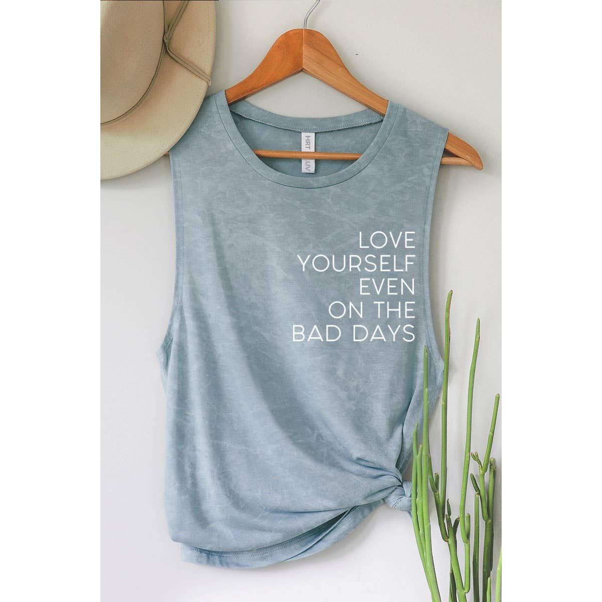 LOVE YOURSELF MINERAL GRAPHIC TANK TOP
