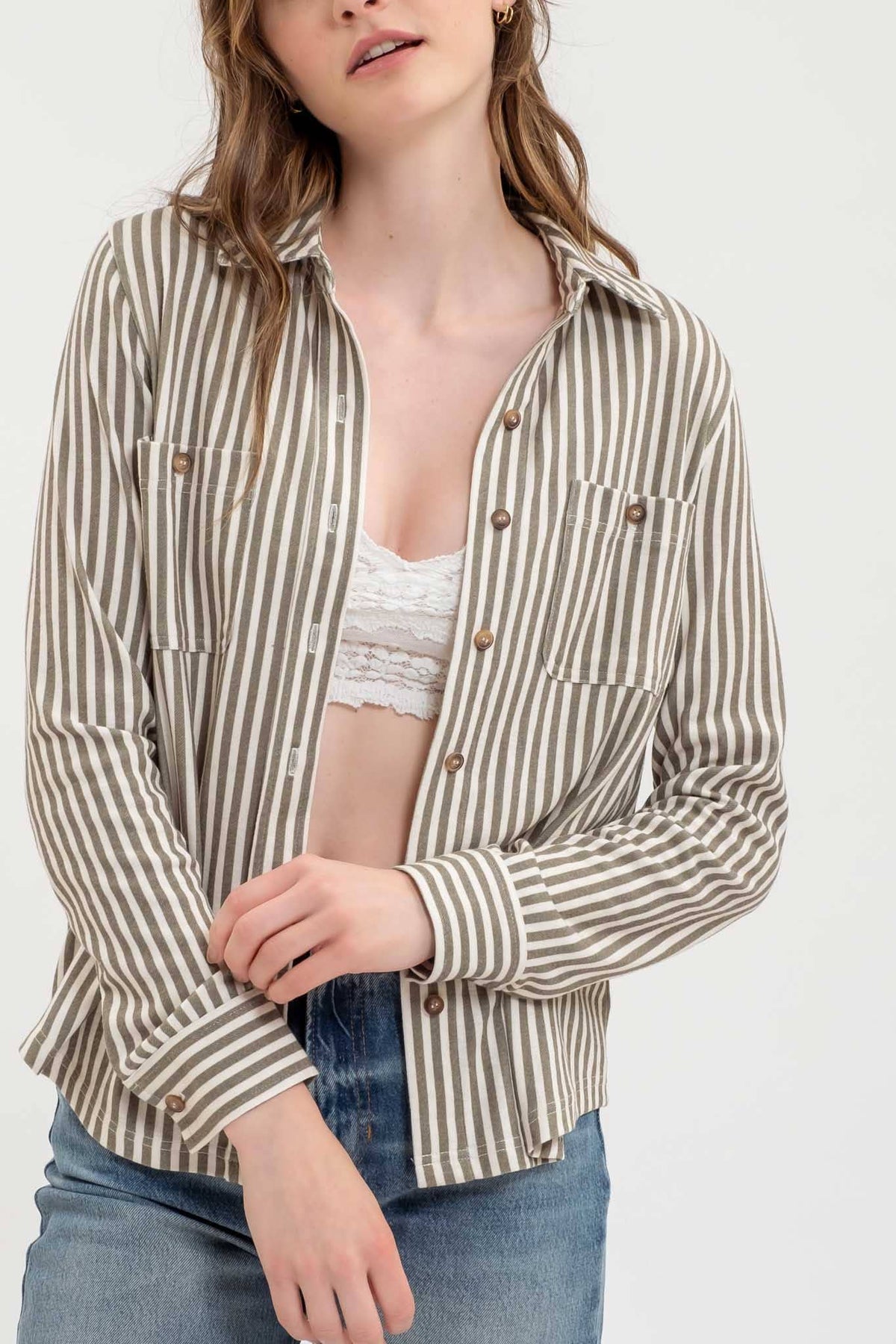 STRIPE COLLARED LONG SLEEVE BUTTON DOWN SHIRT