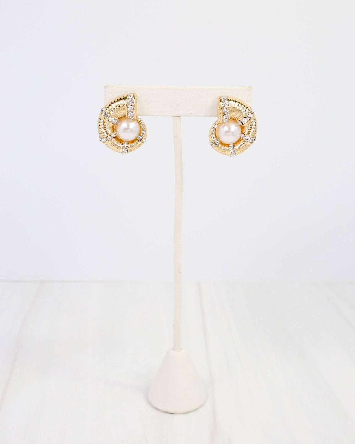 Ocean Treasure Pearl and CZ Earring Gold