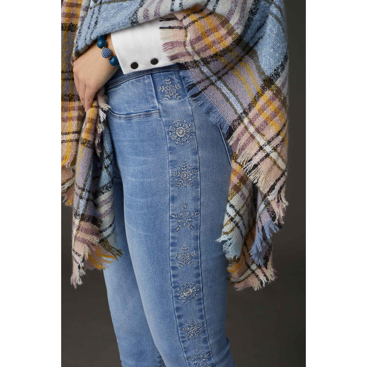 Alexis Super Soft Top with Snap Cuff