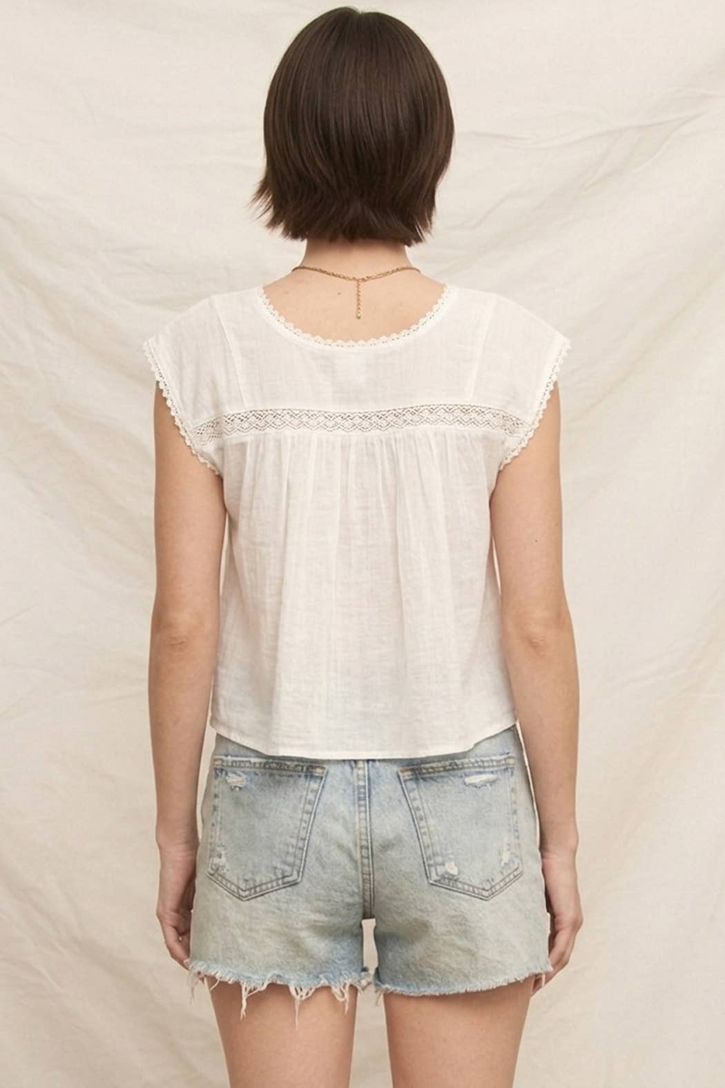 Embroidered Detail Short Sleeve Top