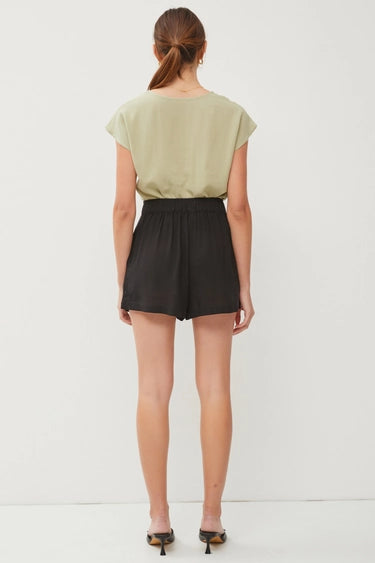 Black High Waisted Elastic Waistband Pleated Shorts