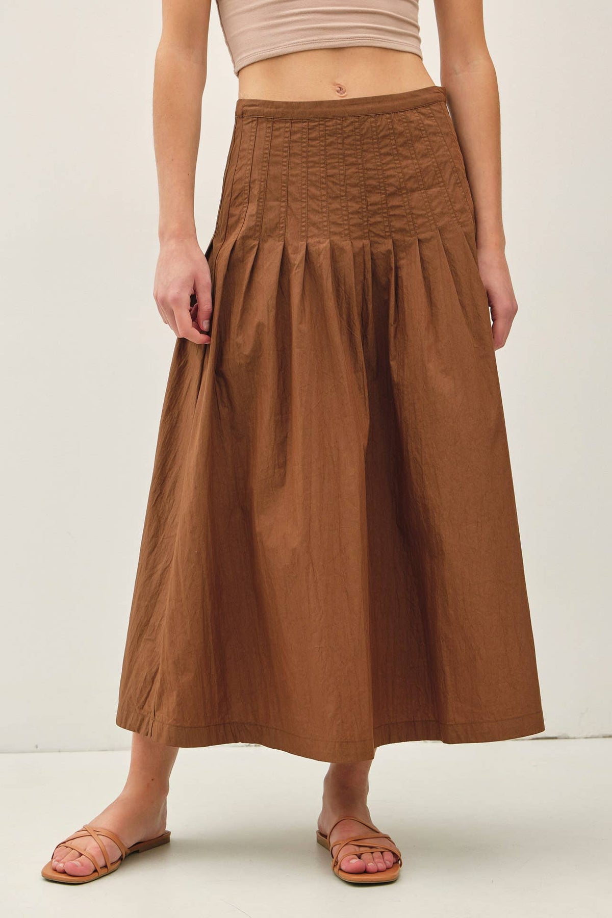 CRISP PLEATED MIDI SKIRT