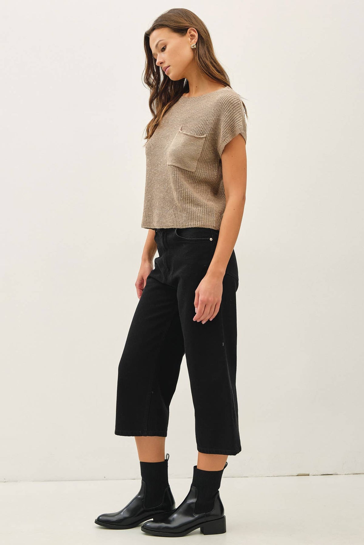 PATCH POCKET DOLMAN CAP SLEEVE BOXY KNIT