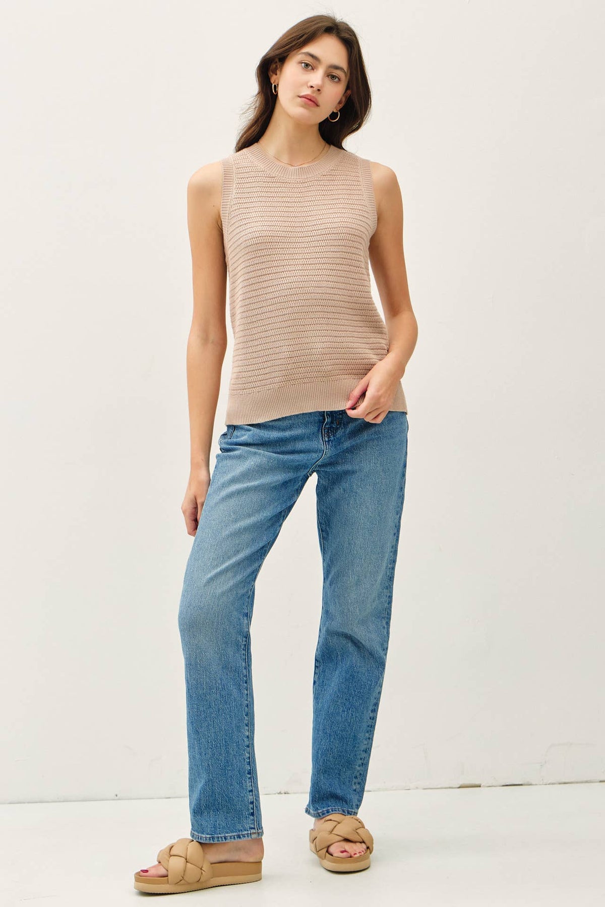 ROUND NECK RELAXED FIT RIB SWEATER TANK