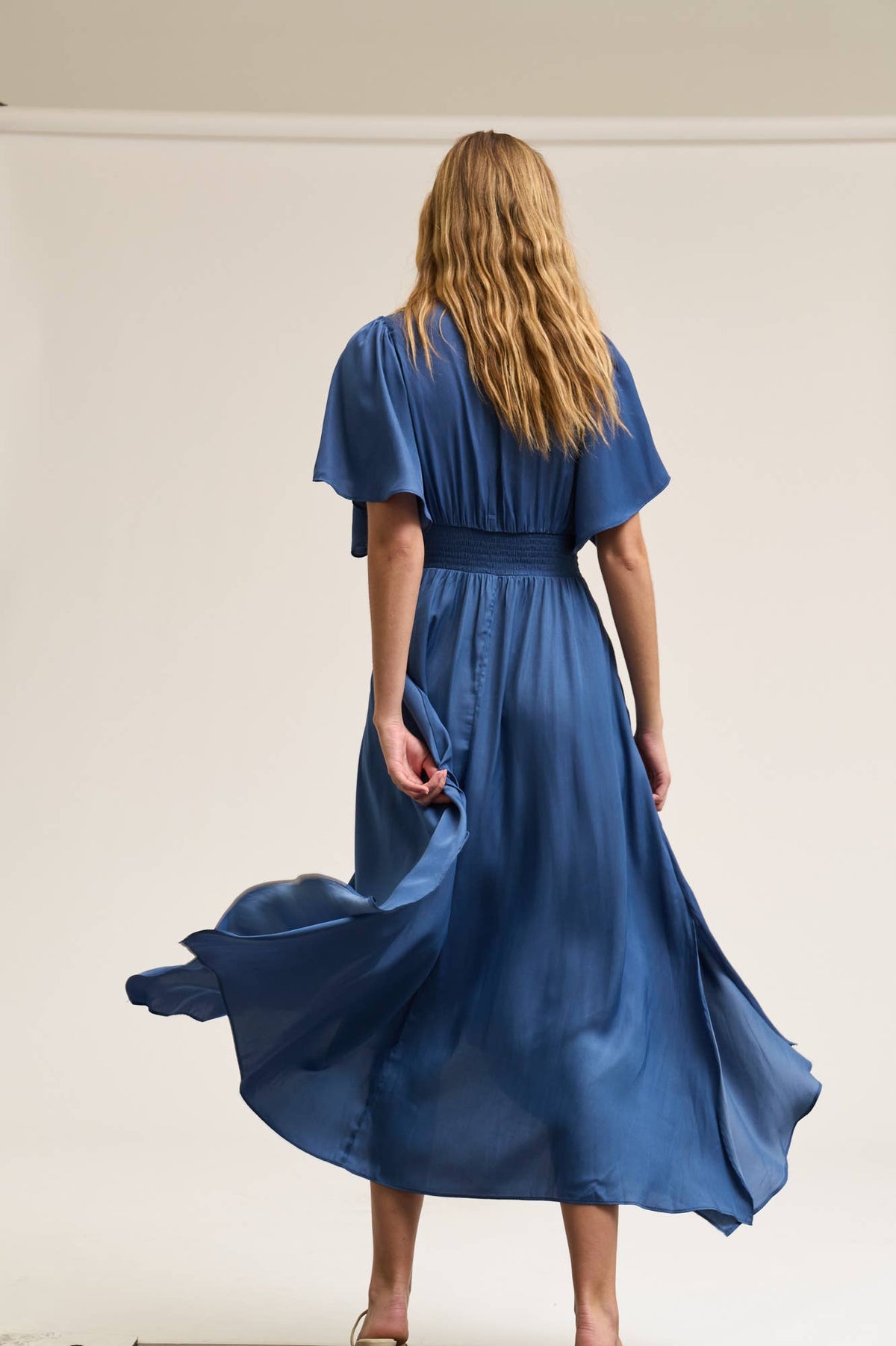  UNBALANCED SKIRT MAXI DRESS