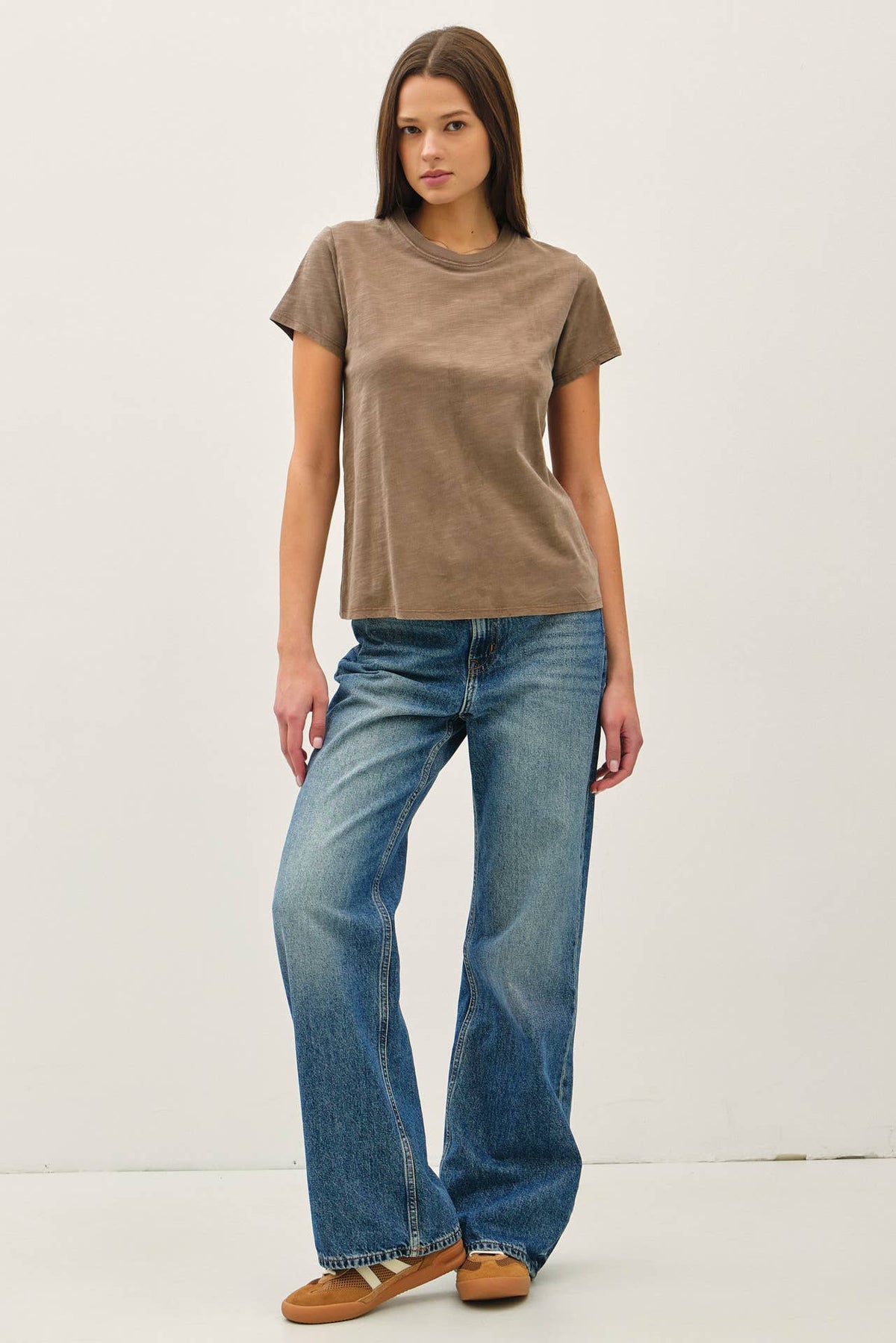 NEW COLOR-CLASSIC CUT ACID WASH COTTON T-SHIRT