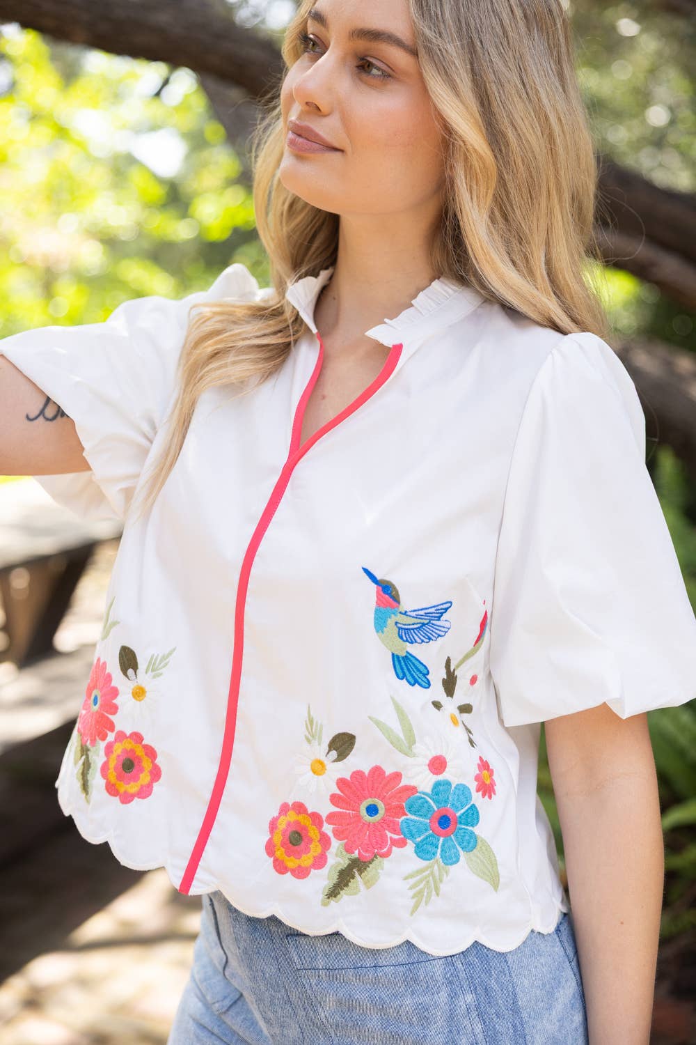 36952 Pipping Detail Floral Hummingbird Embroidered Top