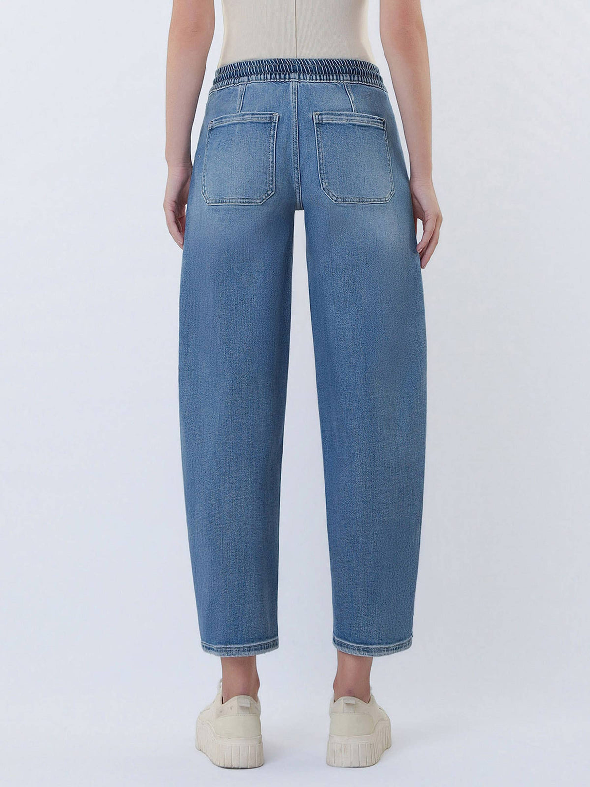 HIGH RISE ELASTIC WAISTBAND WIDE BARREL JEANS V3648