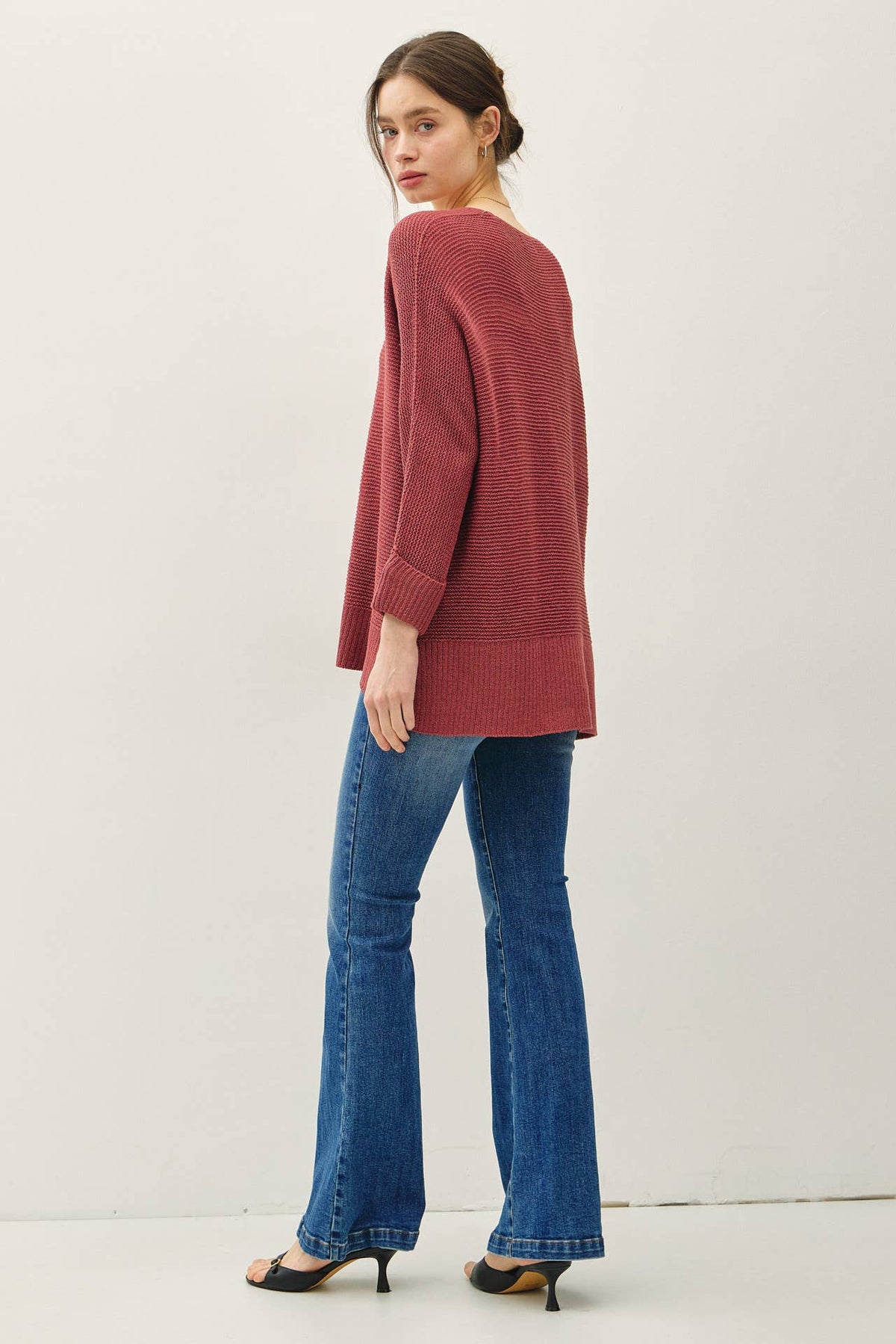 V-NECK DOLMAN SLEEVE W. ROLL CUFF SWEATER