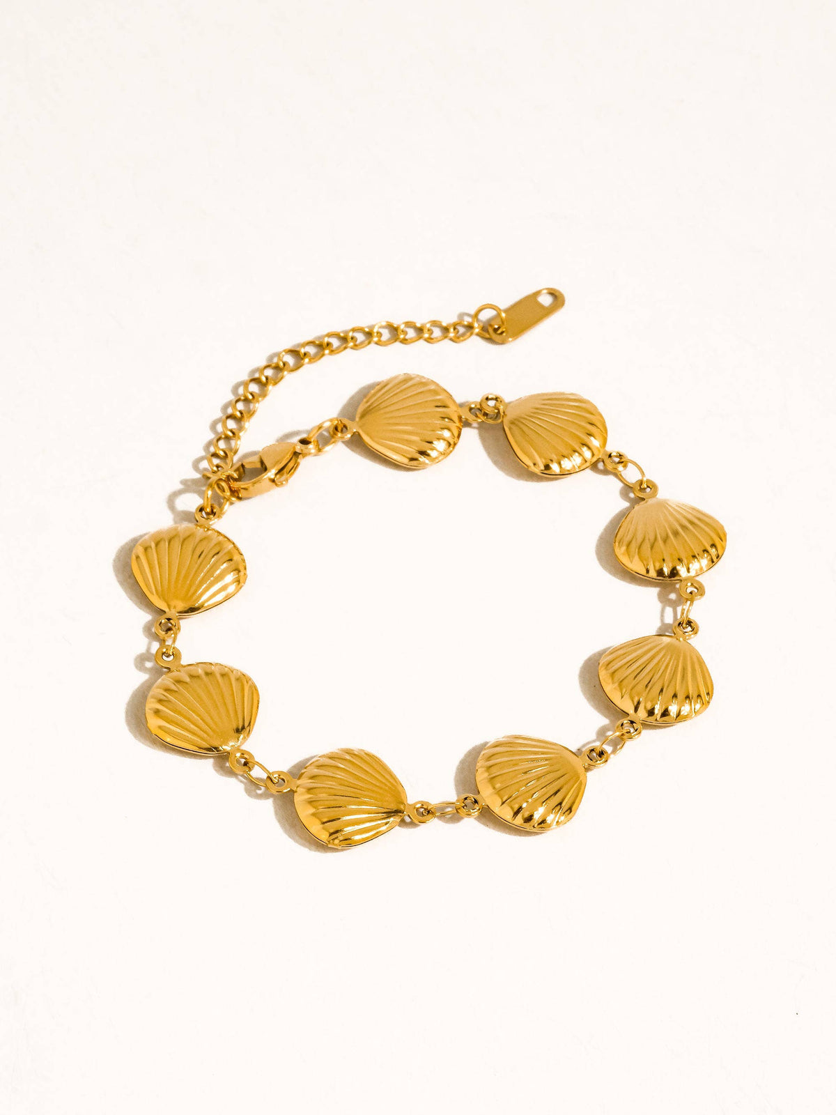 Citrina 18K Gold Non-Tarnish Seashell Charm Chain Bracelet