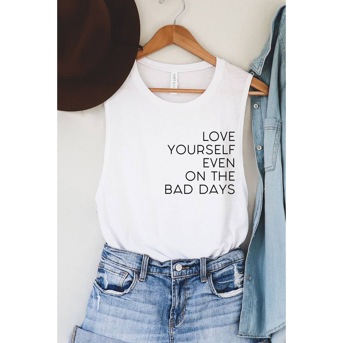 LOVE YOURSELF MINERAL GRAPHIC TANK TOP