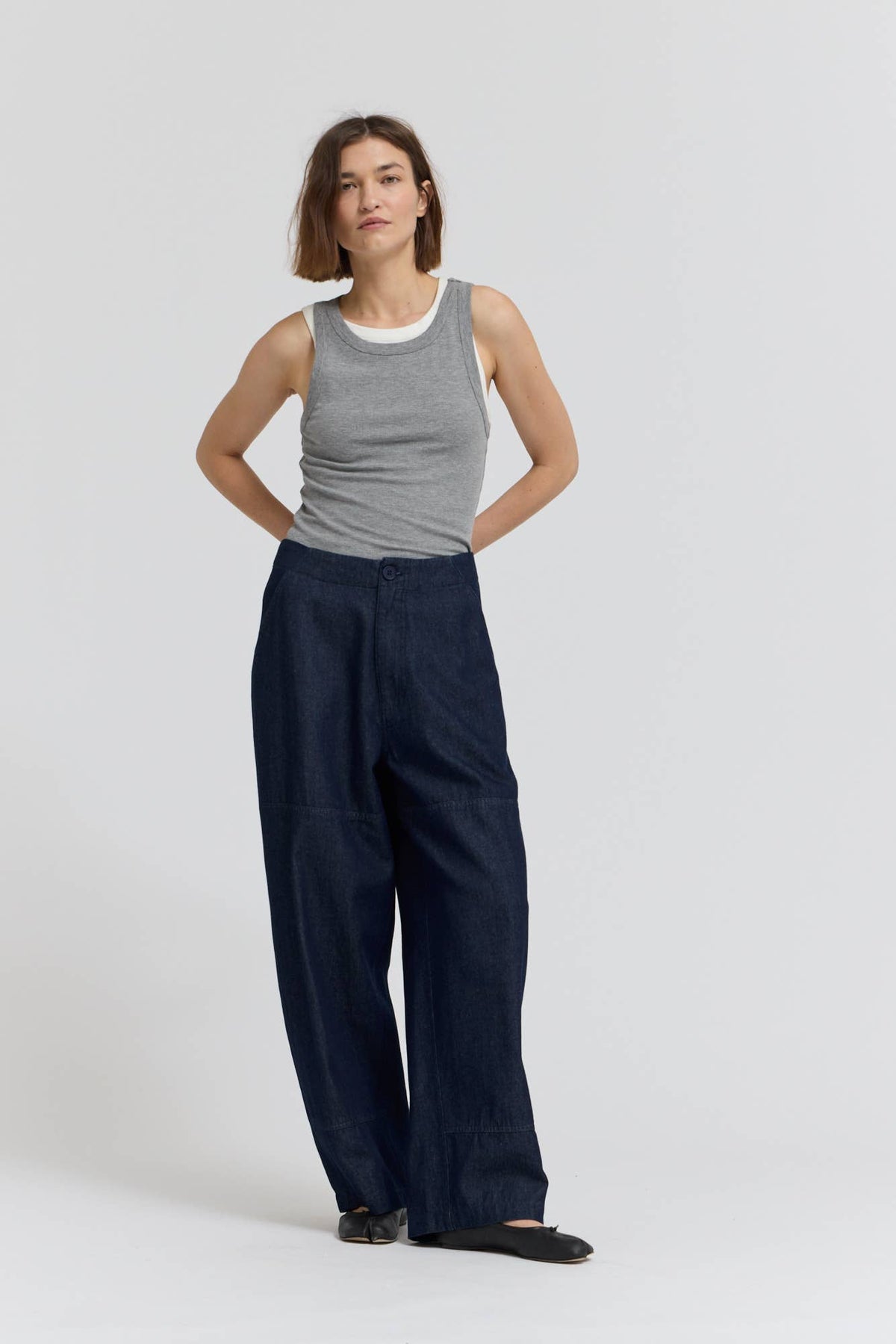 BIINDING TANK TOP
