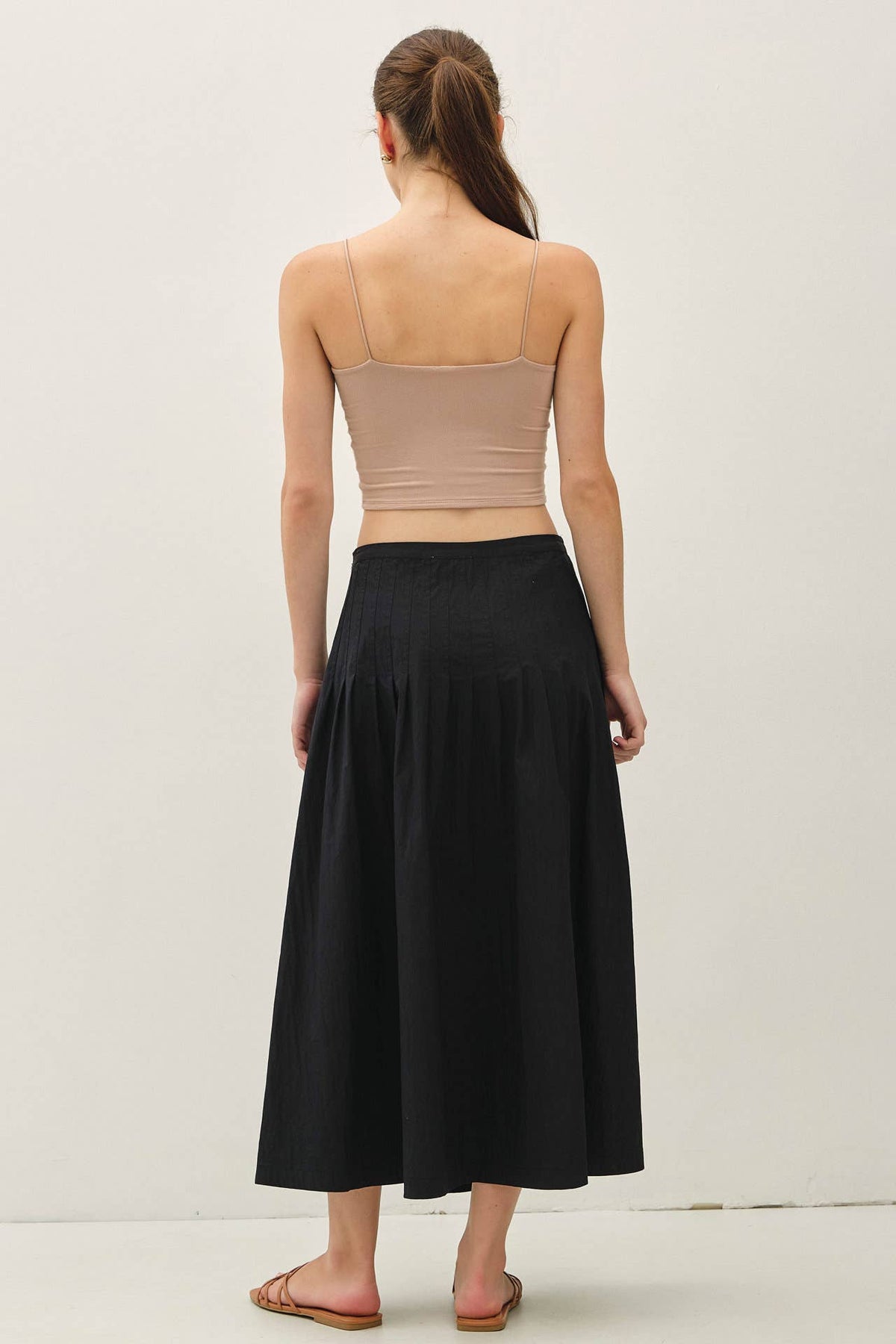 CRISP PLEATED MIDI SKIRT