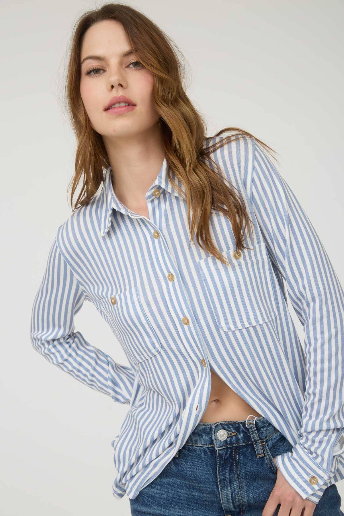 STRIPE COLLARED LONG SLEEVE BUTTON DOWN SHIRT
