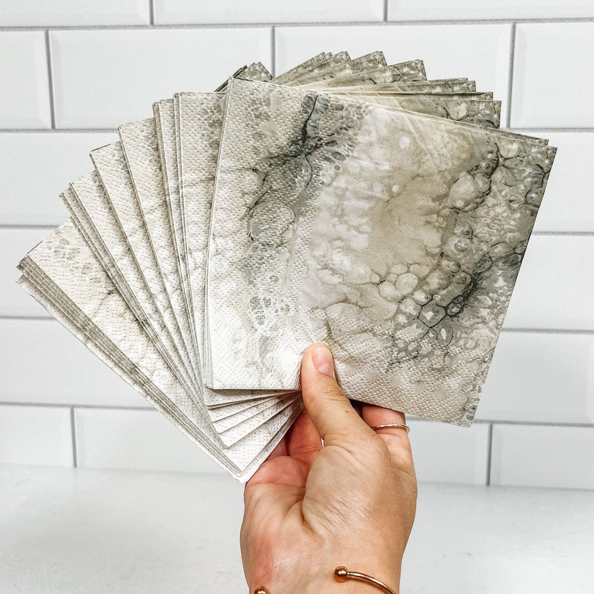 Ocean VibeCocktail Napkins (20 napkins/package)