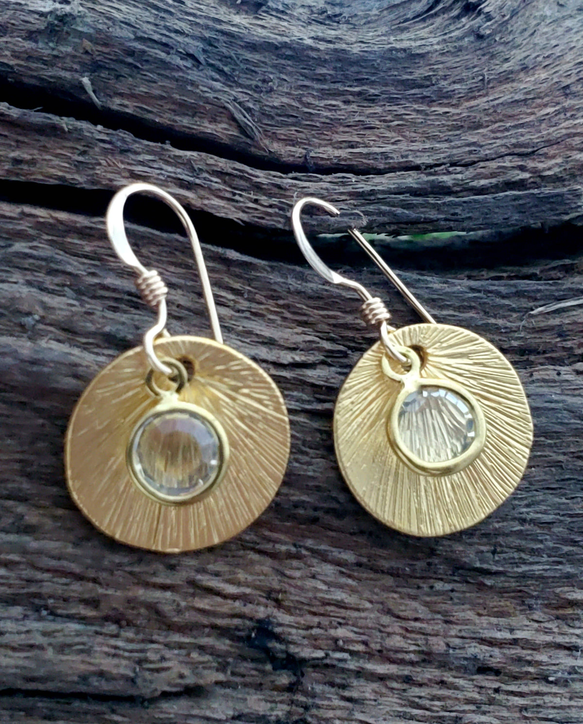 Matte Gold Brushed Crystal Reflections Earring - Clear
