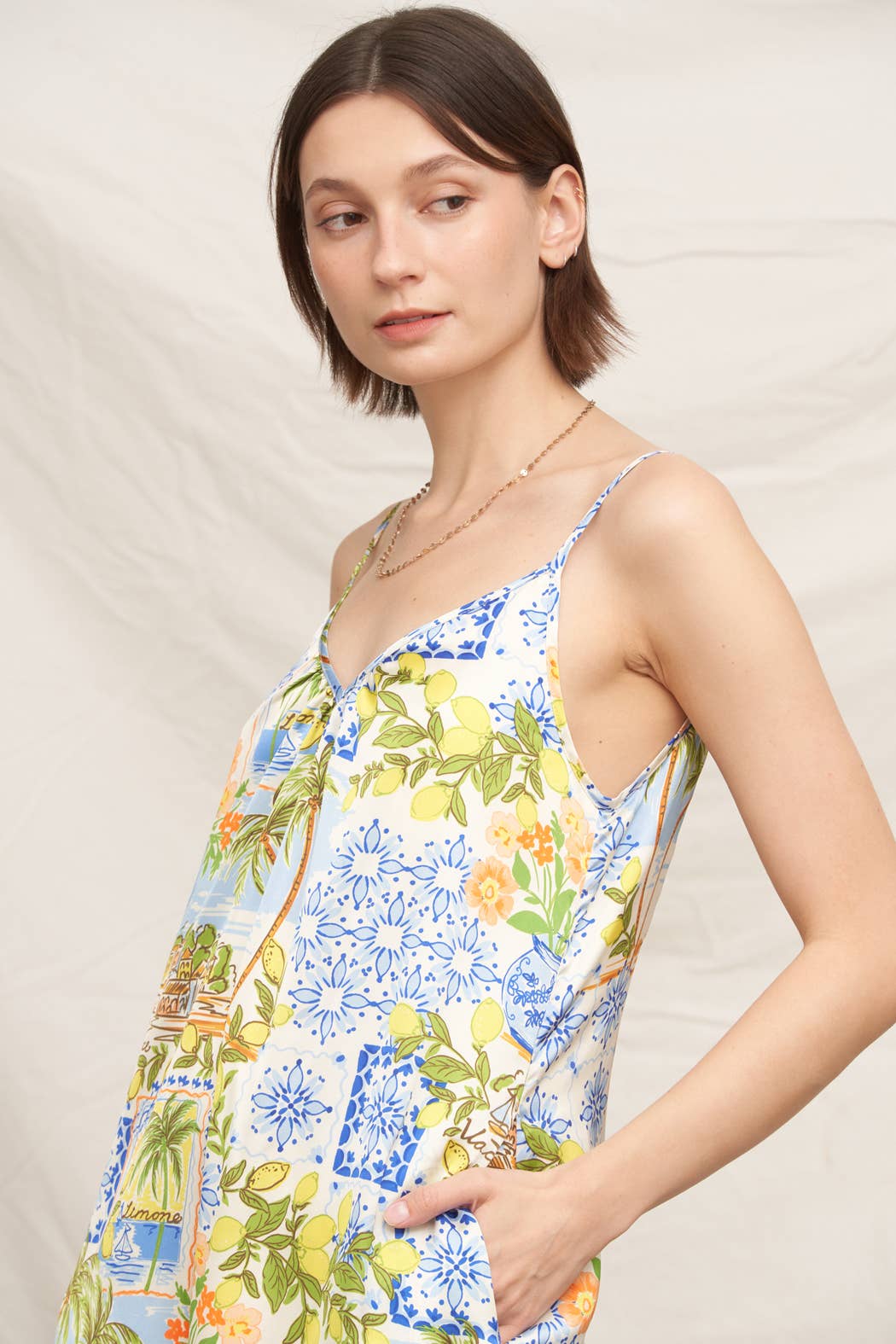 Sleeveless Tropical Print Maxi Dress