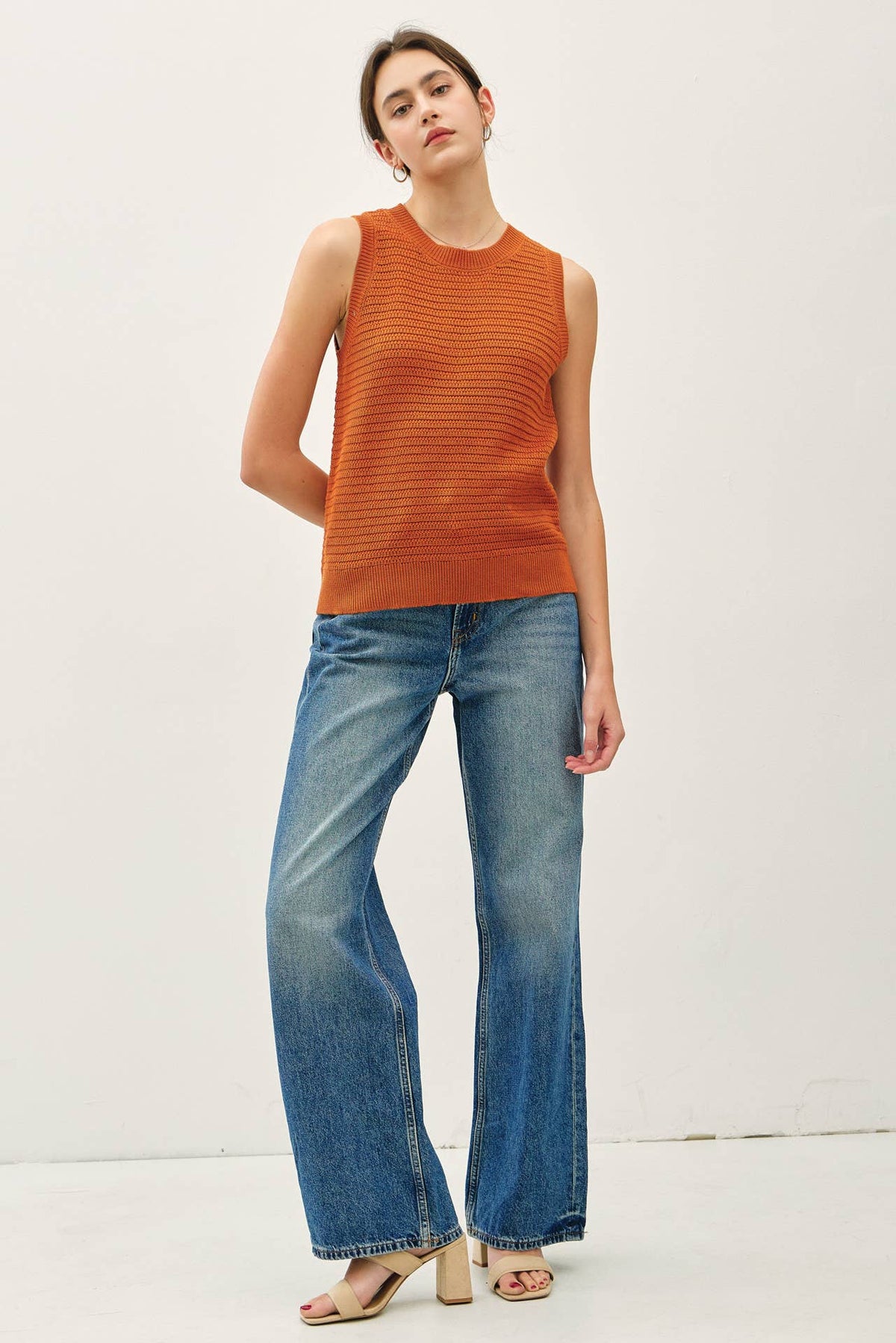 ROUND NECK RELAXED FIT RIB SWEATER TANK