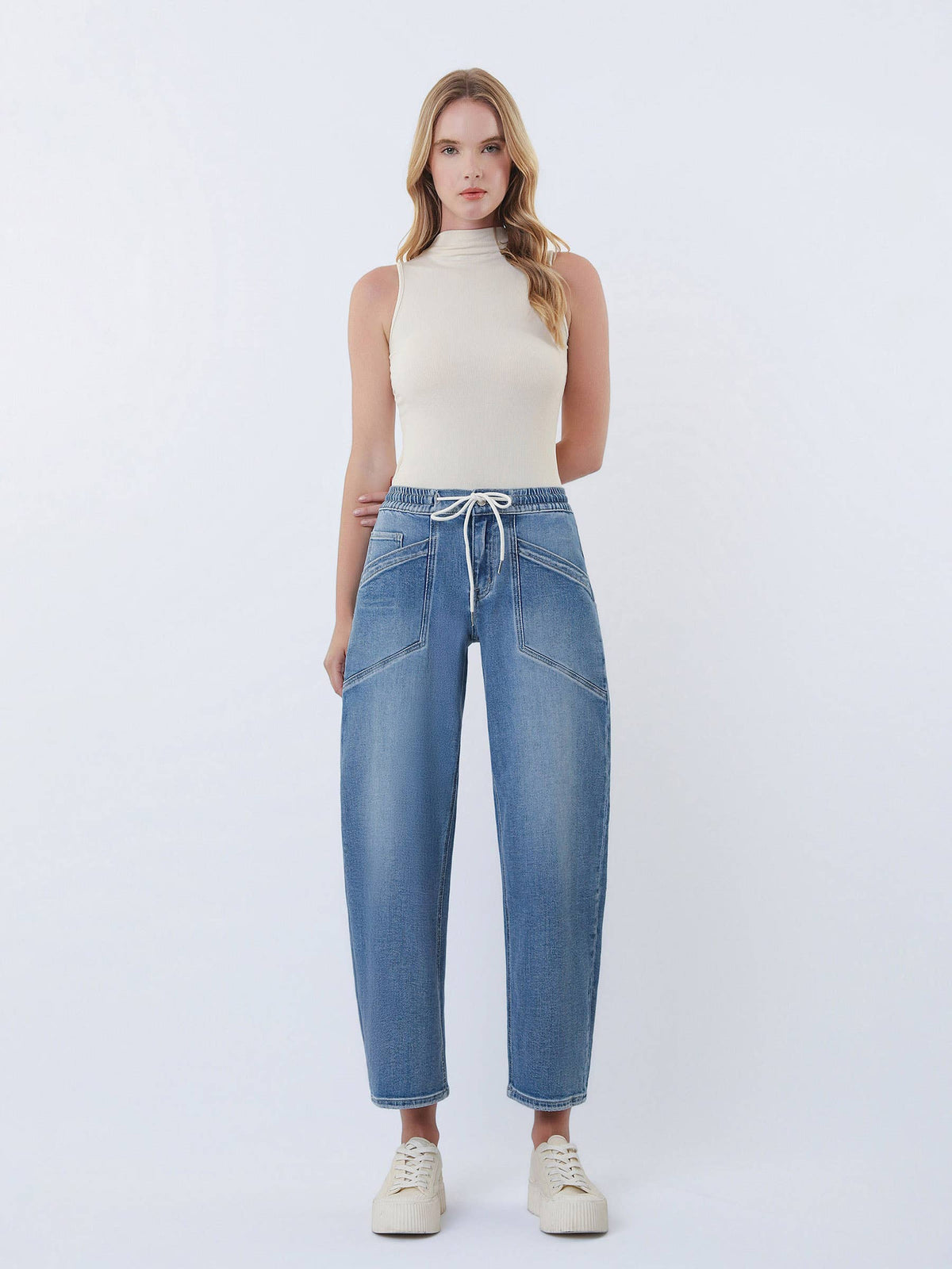 HIGH RISE ELASTIC WAISTBAND WIDE BARREL JEANS V3648