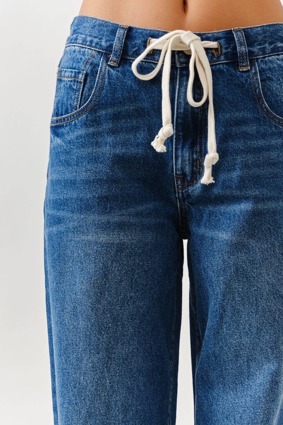 DRAWSTRING WAIST BOTTOM FLY STRAIGHT JEANS