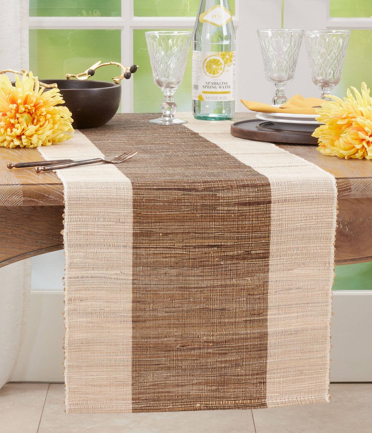 Shimmering Banded Runner